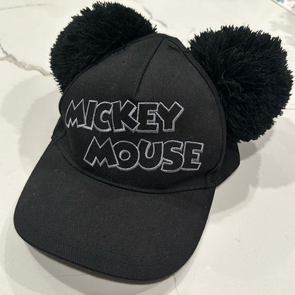 Disney Black Mickey Mouse Hat